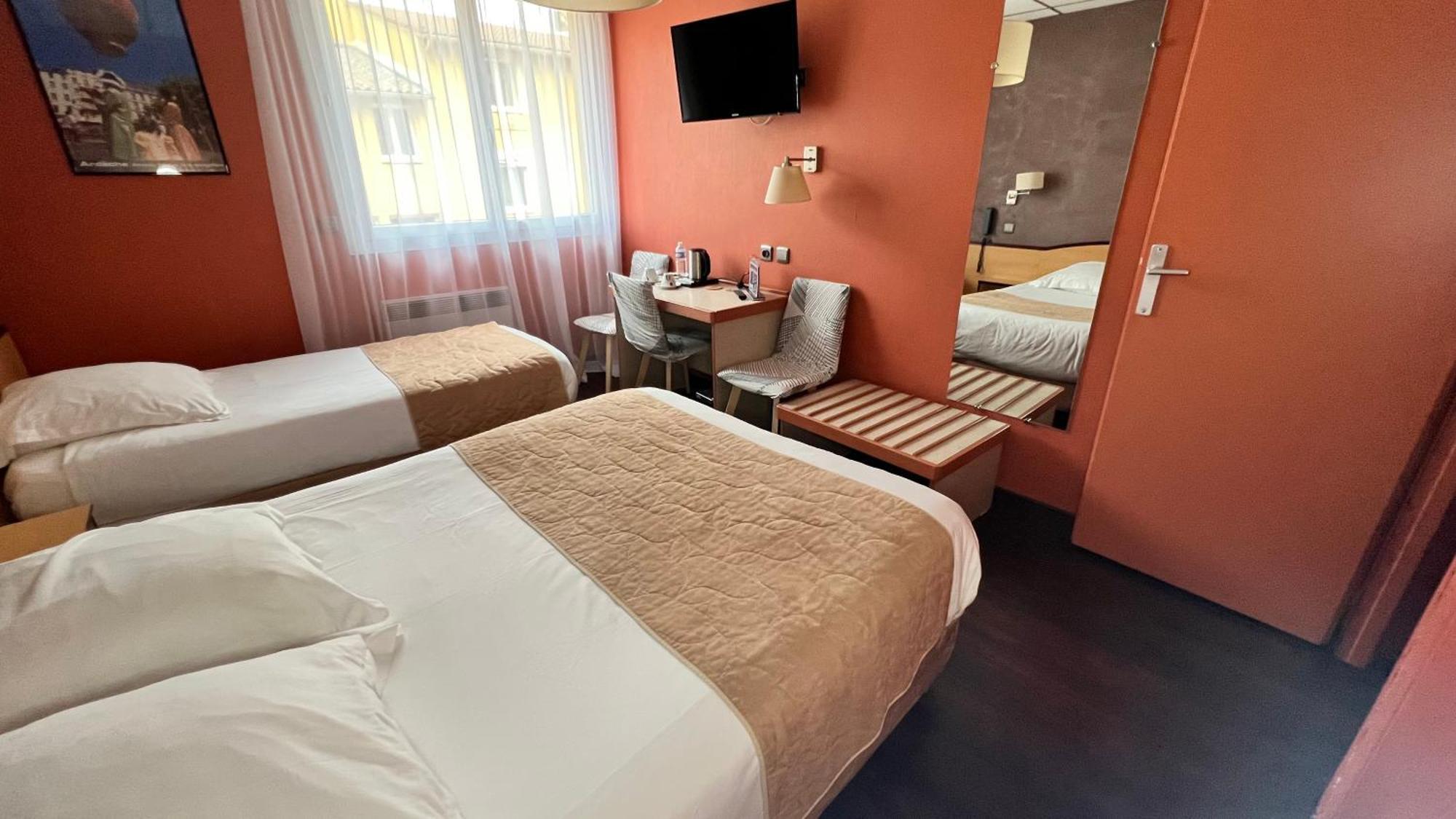 Logis Restaurant Azalees 3*