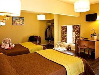 Hotel Logis Restaurant Azalees 3*