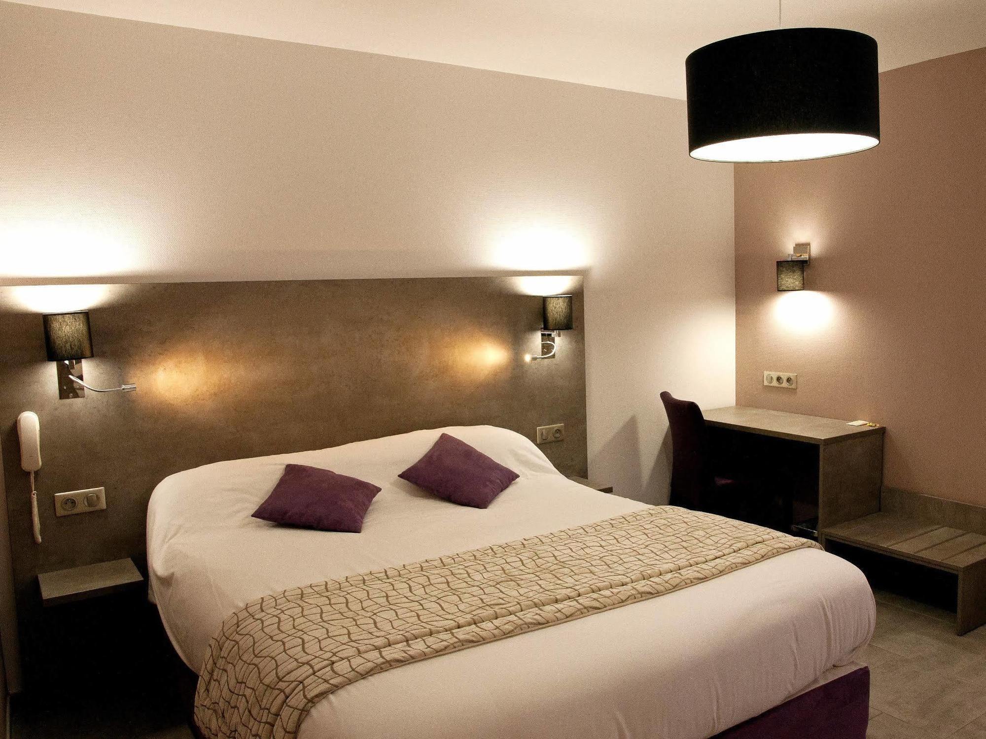 Hotel Logis Restaurant Azalees 3*
